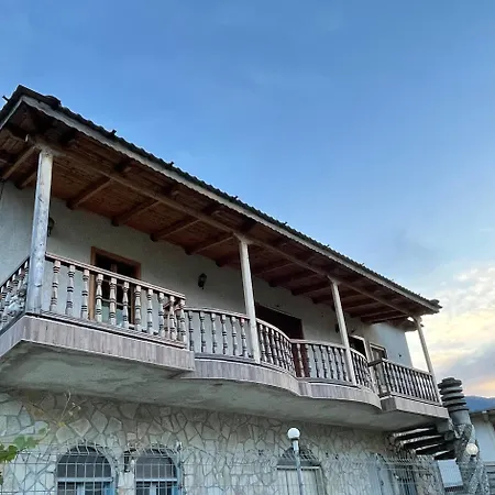 住宿加早餐酒店 Elsa's Gjirokastër