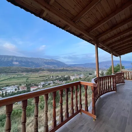 Elsa's Gjirokastër